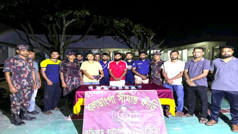 ভূরুঙ্গামারীতে ৫৫টি ভারতীয় চোরাই মোবাইলসহ আটক ১