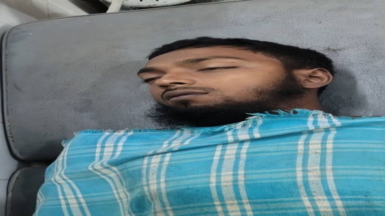 পোরশায় পুকুরে নেমে নিখোঁজ, হাসপাতালে নেওয়ার পর শিক্ষকের মৃত্যু